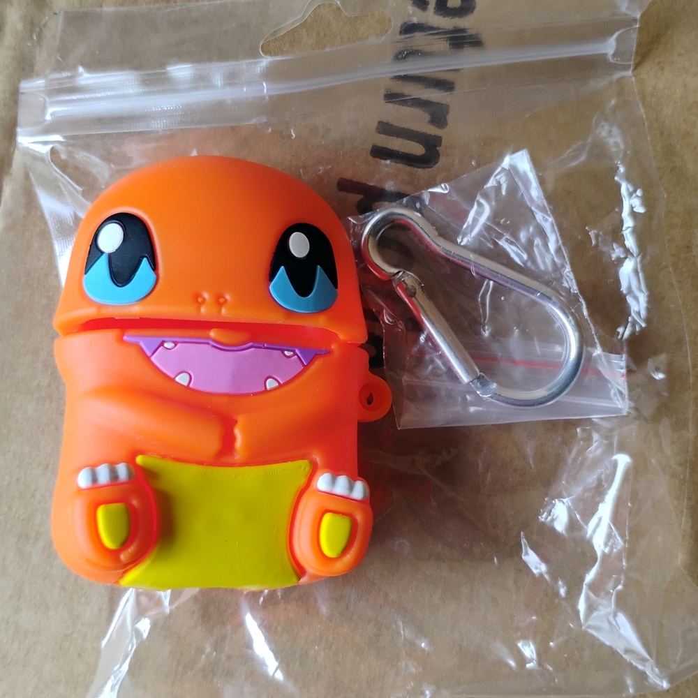 CHARMANDER AIRPODS CASE WITH CLIP - NEW - FRIEND OF POKEMON